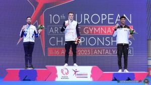 podium mag floor ph simone ferraro sfa01060 copia